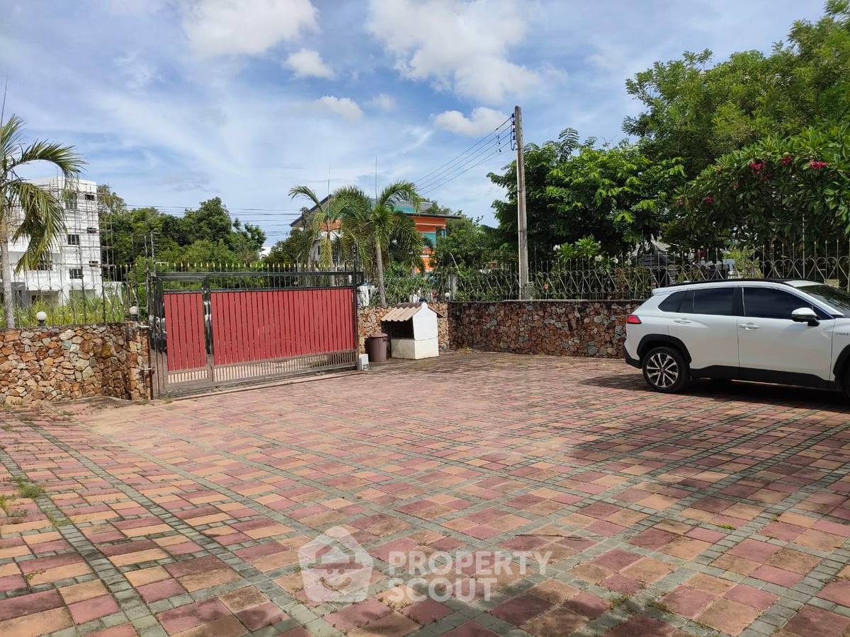 รูป บ้าน 6-ห้องนอน ใน บางเสร่ (ID 1545890) - รูปที่ 31/36