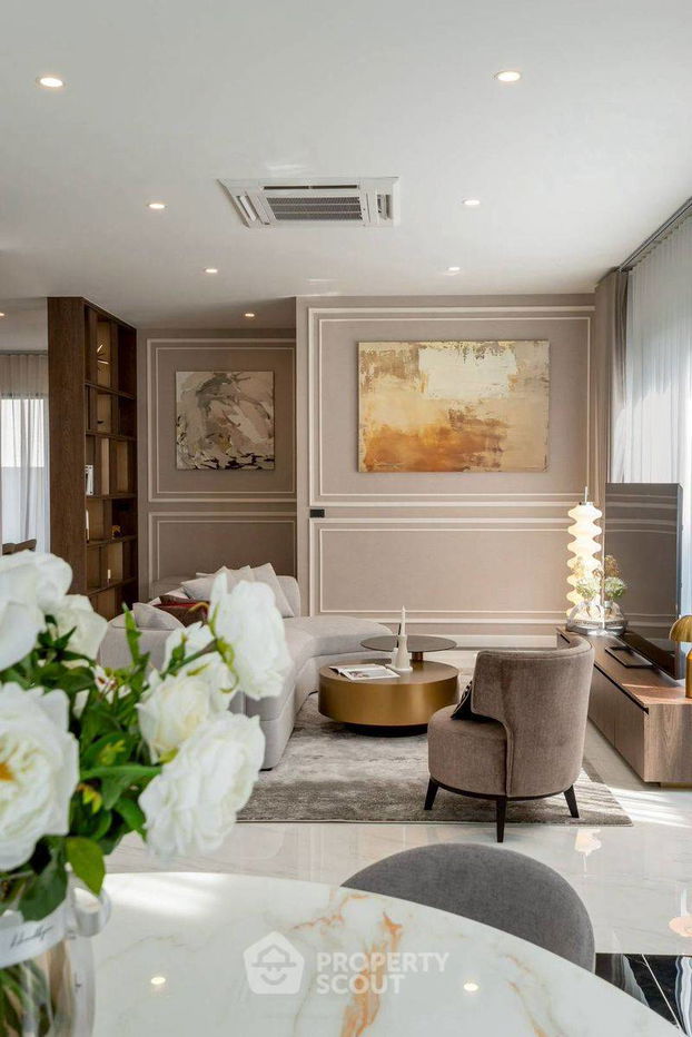 picture 5-BR House at CINQ ROYAL Krungthep Kreetha in Saphan Sung (ID 2248691) - 15/20