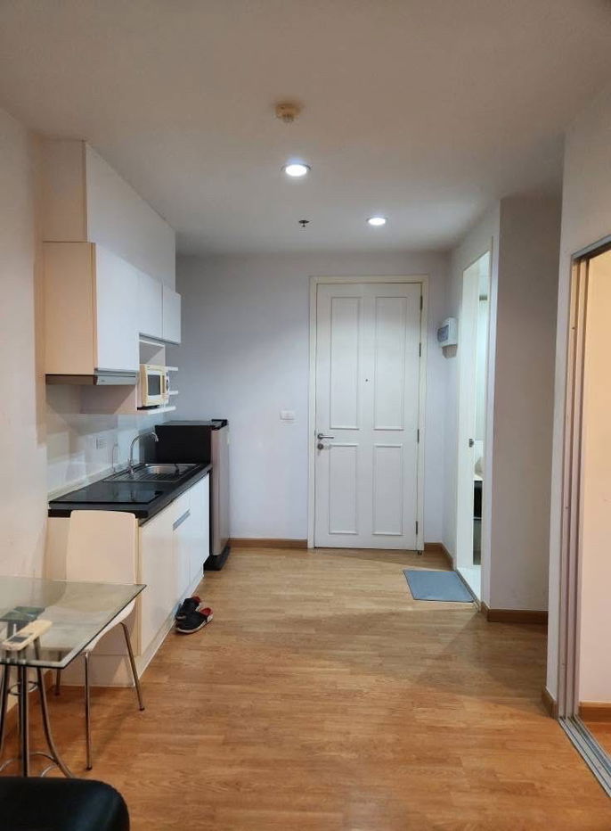 picture Forrent.  The Parkland Phetkasem Condominiums  - 7/8