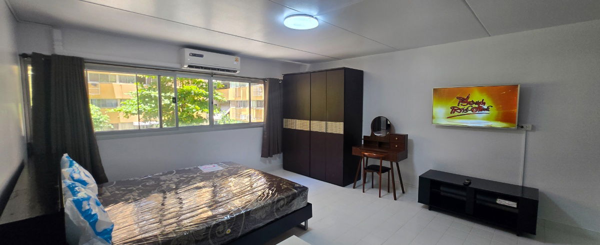 picture Poppular condo muangthongthani for rent - 4/8