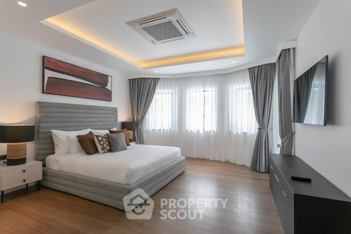picture 5-BR Villa close to Blue Tree Phuket (ID 2120659) - 30/44