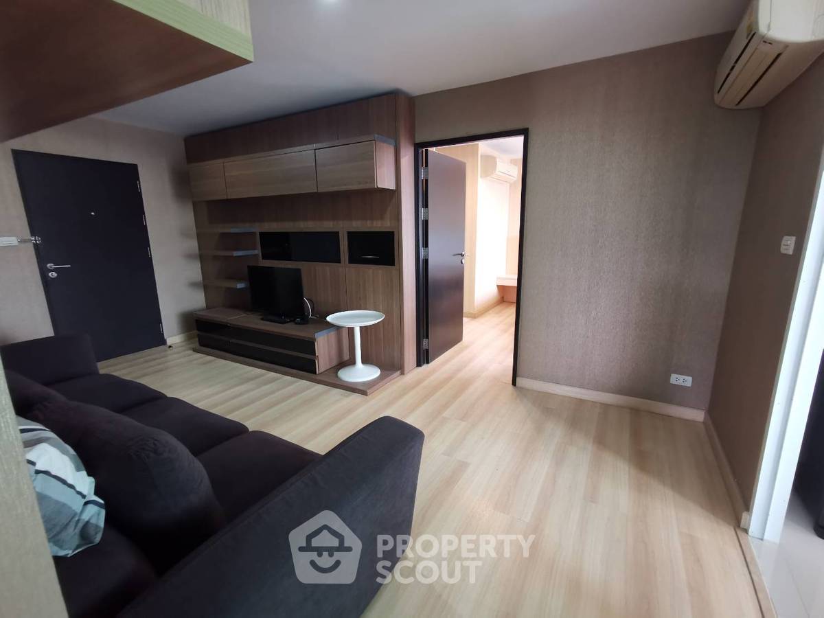picture 3-BR Condo at Morning Side Heights Ratchada 30 Condominium near MRT Ratchadaphisek (ID 2081030) - 3/14