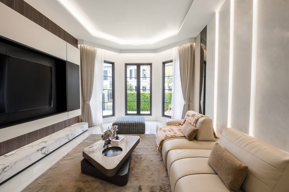 picture  Buy and sell luxury houses at Narasiri Krungthep Kreetha. Ready to move in. Good location near expressway, schools, and leading department stores - 6/7