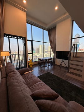 🔐#AS2402_252 🔐🗓️ ว่างพร้อมอยู่🗓️𝐅𝐨𝐫 𝐑𝐞𝐧𝐭 ( 44𝐬𝐪𝐦. Duplex 1𝐛𝐞𝐝, 𝟏𝐛𝐚𝐭𝐡 ) 𝐊𝐧𝐢𝐠𝐡𝐭𝐬𝐁𝐫𝐢𝐝𝐠𝐞 𝐒𝐩𝐚𝐜𝐞 𝐑𝐚𝐦𝐚 𝟗