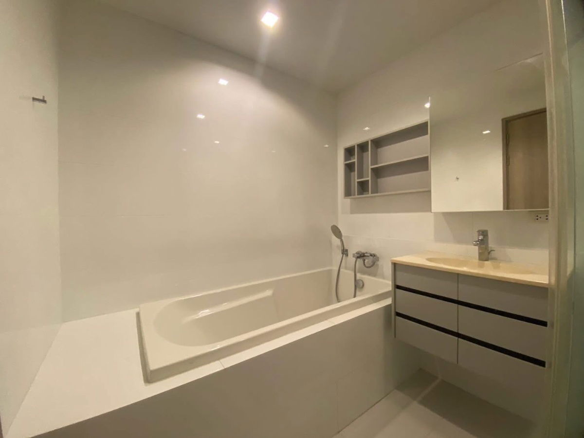 picture #A124411 ✅ 10/8/68 For rent HQ Thonglor, inquire at Line ID: axelkung111 - 5/6