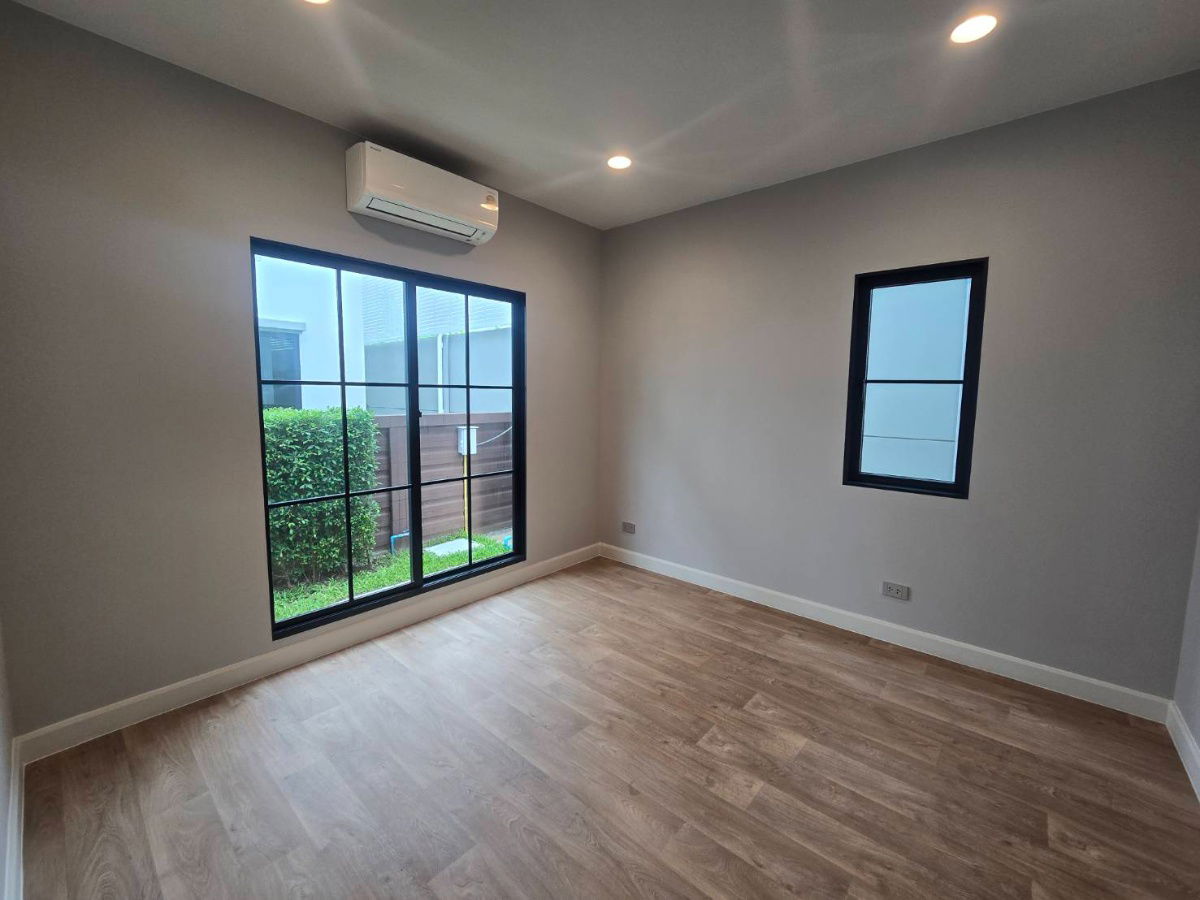 รูป 204 sq.m.  with 4 bedrooms, last unit at a special price Setthasiri Bangna–Suvarnabhumi - รูปที่ 14/25