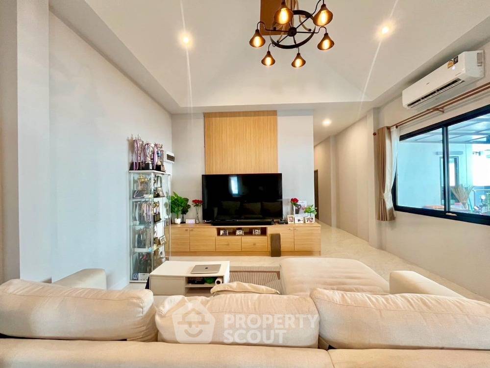 รูป บ้าน 3-ห้องนอน ใกล้ เมืองพัทยา (ID 1795926) - รูปที่ 14/15