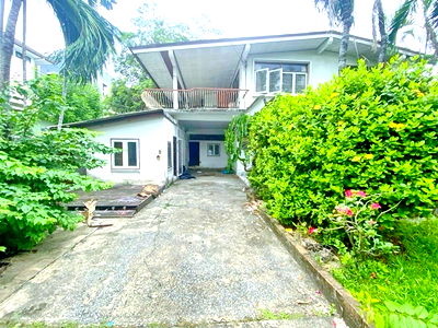 Houses for rent New Petchburi Road Bangkok : BTS Thonglor 1.4km. Land and Mansion for rent 2-story 4bath 1565sq.wa. Thonglor 13-23 800m. BTS Phro