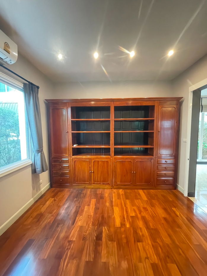 picture Two-storey house for sale in Grand Bangkok Boulevard Rama 9 – Srinakarin Project - 13/15