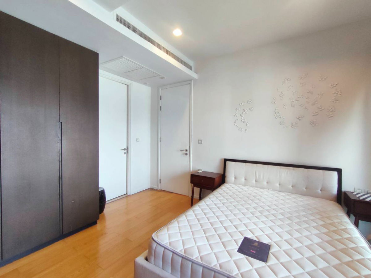 picture FOR RENT   :   Circle 2 Living Prototype (ST-02)  Line : @condo78 - 9/13