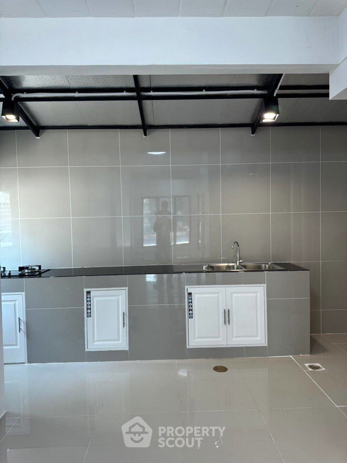 รูป บ้าน 2-ห้องนอน ใกล้ พัทยาตะวันออก (ID 2245808) - รูปที่ 9/34