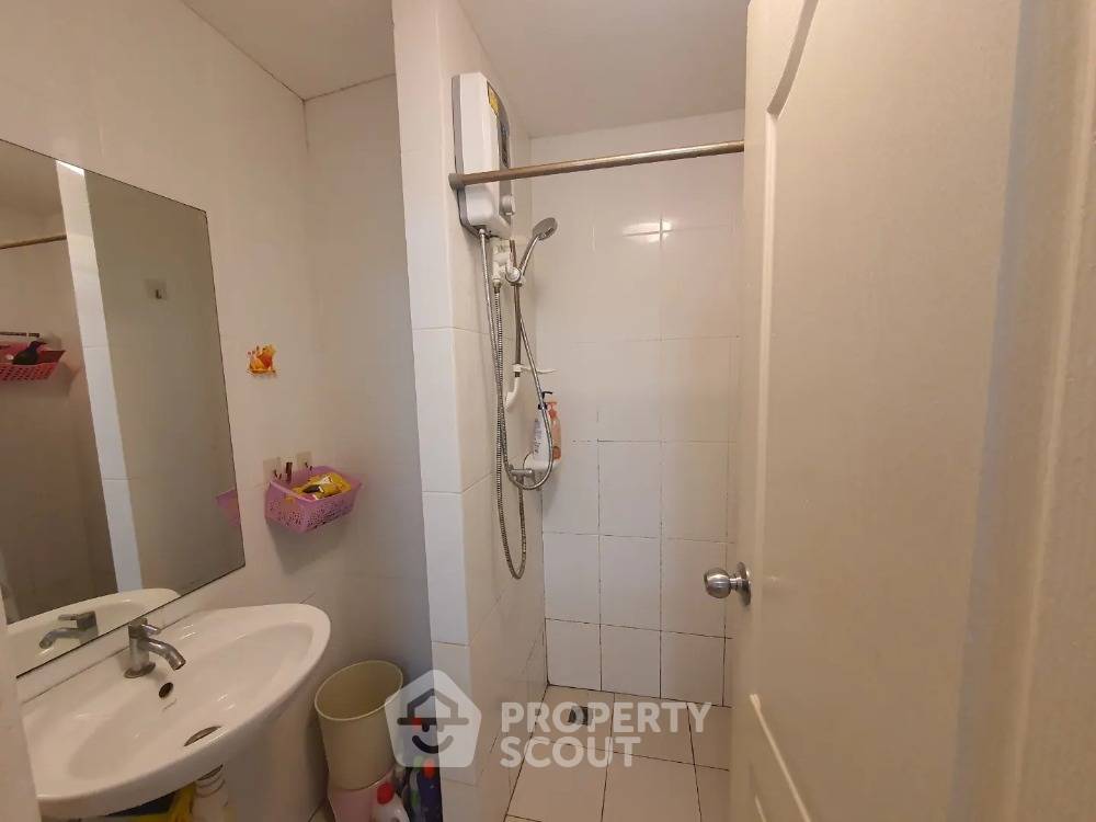 รูป คอนโด 1-ห้องนอน ที่ ลิปป์ ลาดพร้าว 20 ใกล้ MRT รัชดาภิเษก (ID 1524623) - รูปที่ 7/8