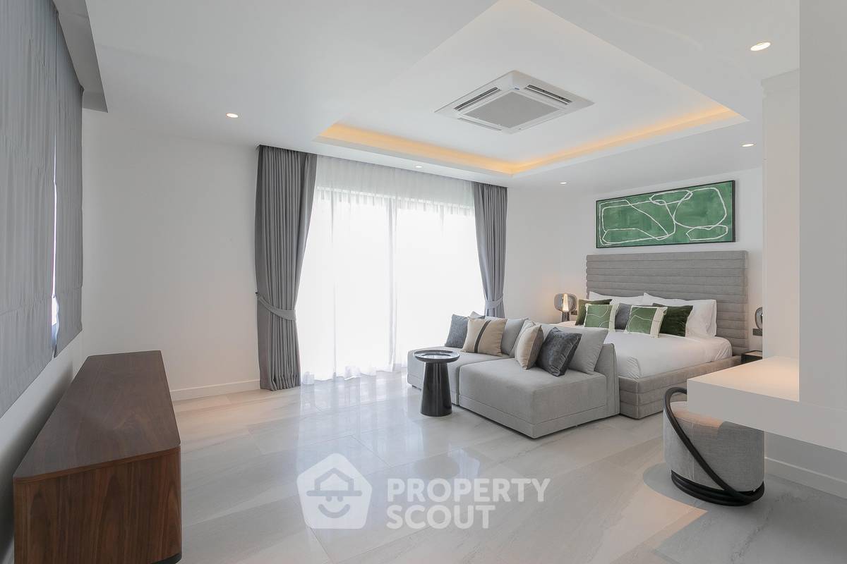 picture 5-BR Villa close to Blue Tree Phuket (ID 2120659) - 42/44