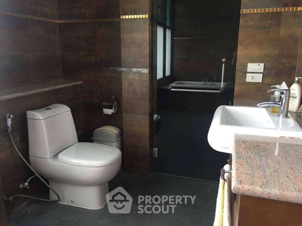 รูป บ้าน 3-ห้องนอน ใน ท่าเทียบเรืออ่าวฉลอง (ID 2234486) - รูปที่ 9/38