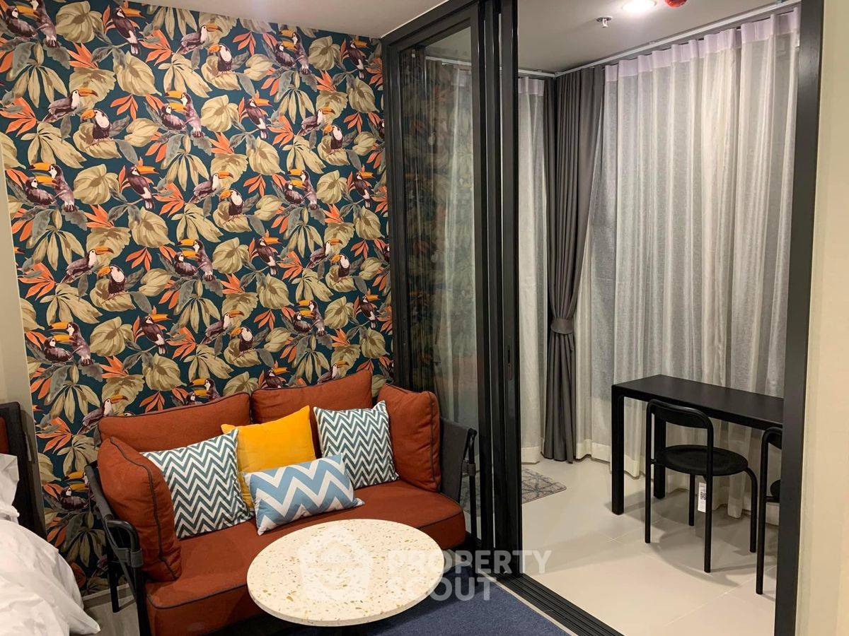 picture Studio Condo at XT Huaikhwang near MRT Huai Khwang (ID 2095207) - 3/11