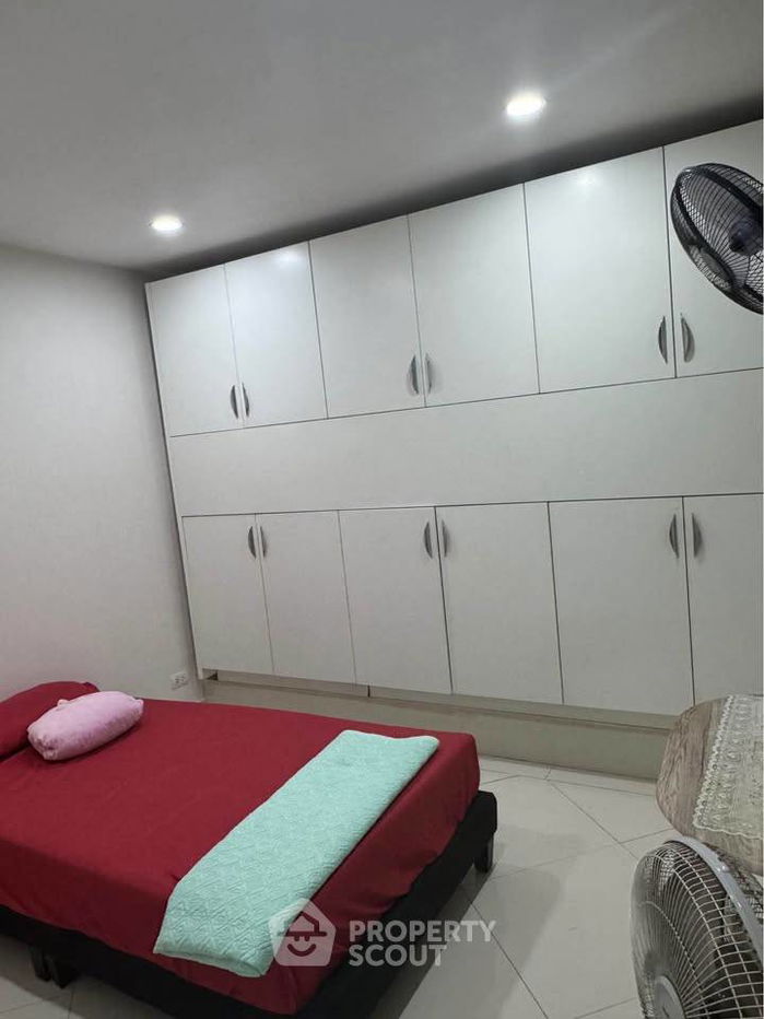 picture 2-BR Condo at Laguna Heights Condominium close to Sanctuary of Truth (ID 2245972) - 17/22