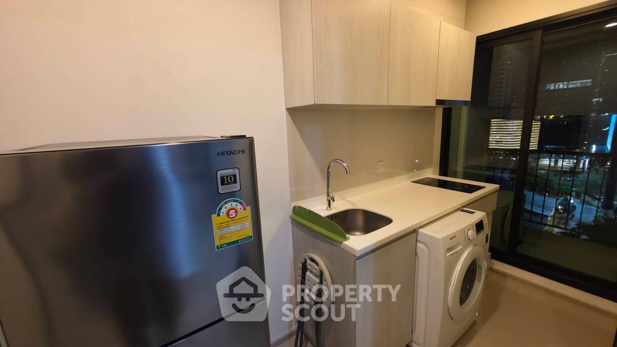 picture 1-BR Condo at Life Asoke near ARL Makkasan (ID 647726) - 8/11