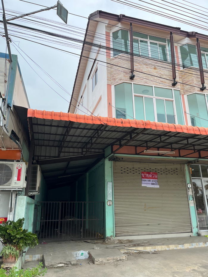 รูป ขายด่วน! อาคารภาณิชย์ 3 ชั้น ติดถนนใหญ่ เกาะโพธิ์ – ท่าบุญมี ต.ท่าบุญมี อ.เกาะจันทร์ จ.ชลบุรี - รูปที่ 8/13