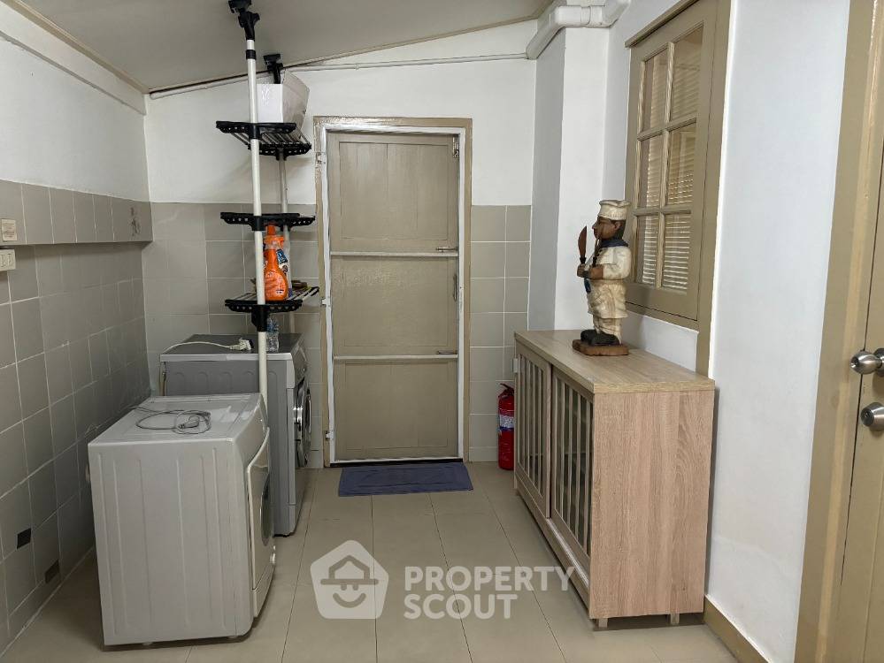 รูป บ้าน 3-ห้องนอน ใน ลาดยาว (ID 1382875) - รูปที่ 1/17