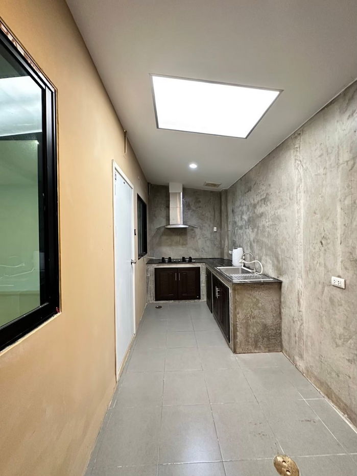 picture Two-storey townhouse for sale in Pruksa Ville Ramkhamhaeng 109, Saphan Sung, Bangkok - 14/14
