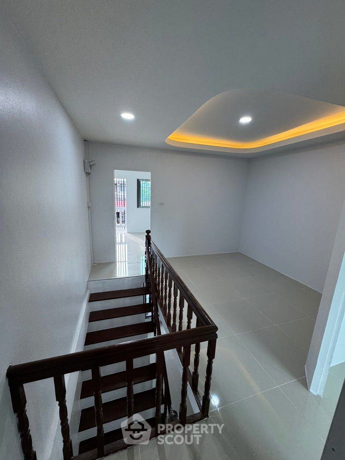 รูป บ้าน 2-ห้องนอน ใกล้ พัทยาตะวันออก (ID 2245808) - รูปที่ 31/34