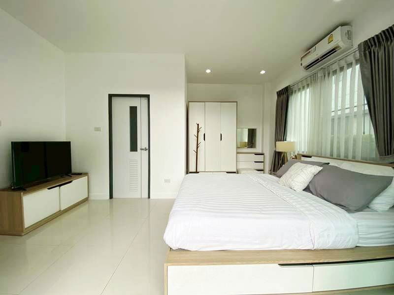 picture Luxury modern pool villa for sale – hang dong , chiang mai - 15/24