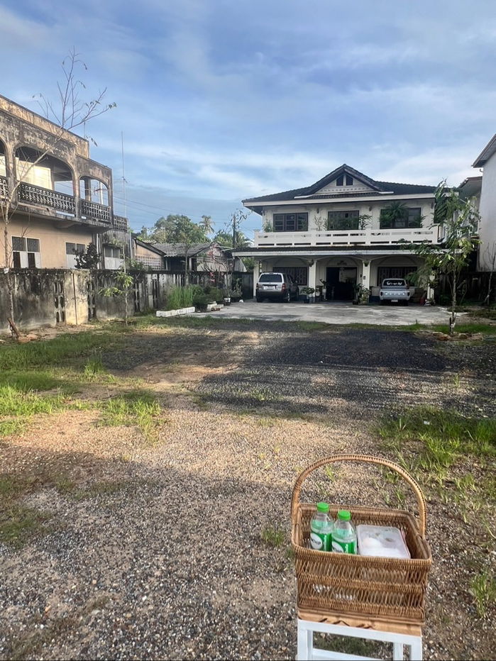 รูป บ้านเลขที่ 31/14 ม. 3 ต. บางม่วง อ. ตะกั่วป่า จ. พังงา  เดือนละ 15000 บาท จ่าย 30000 บาท เข้าอยู่ได้ทันที ตั้ง แต่ 10 สค. 68 - รูปที่ 1/10