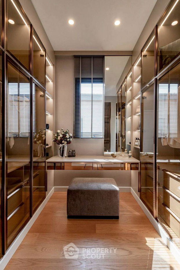 picture 5-BR House at CINQ ROYAL Krungthep Kreetha in Saphan Sung (ID 2248691) - 10/20