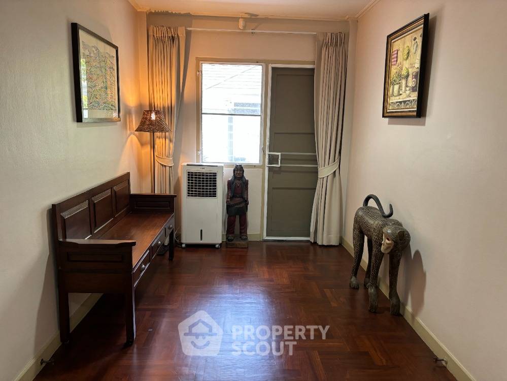 รูป บ้าน 3-ห้องนอน ใน ลาดยาว (ID 1382875) - รูปที่ 3/17