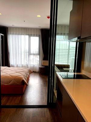Condos for rent Lat Phrao Road : Code: KJ8131  for ren Life Ladprao Valley // Line ID: @kjcondo (with @) //