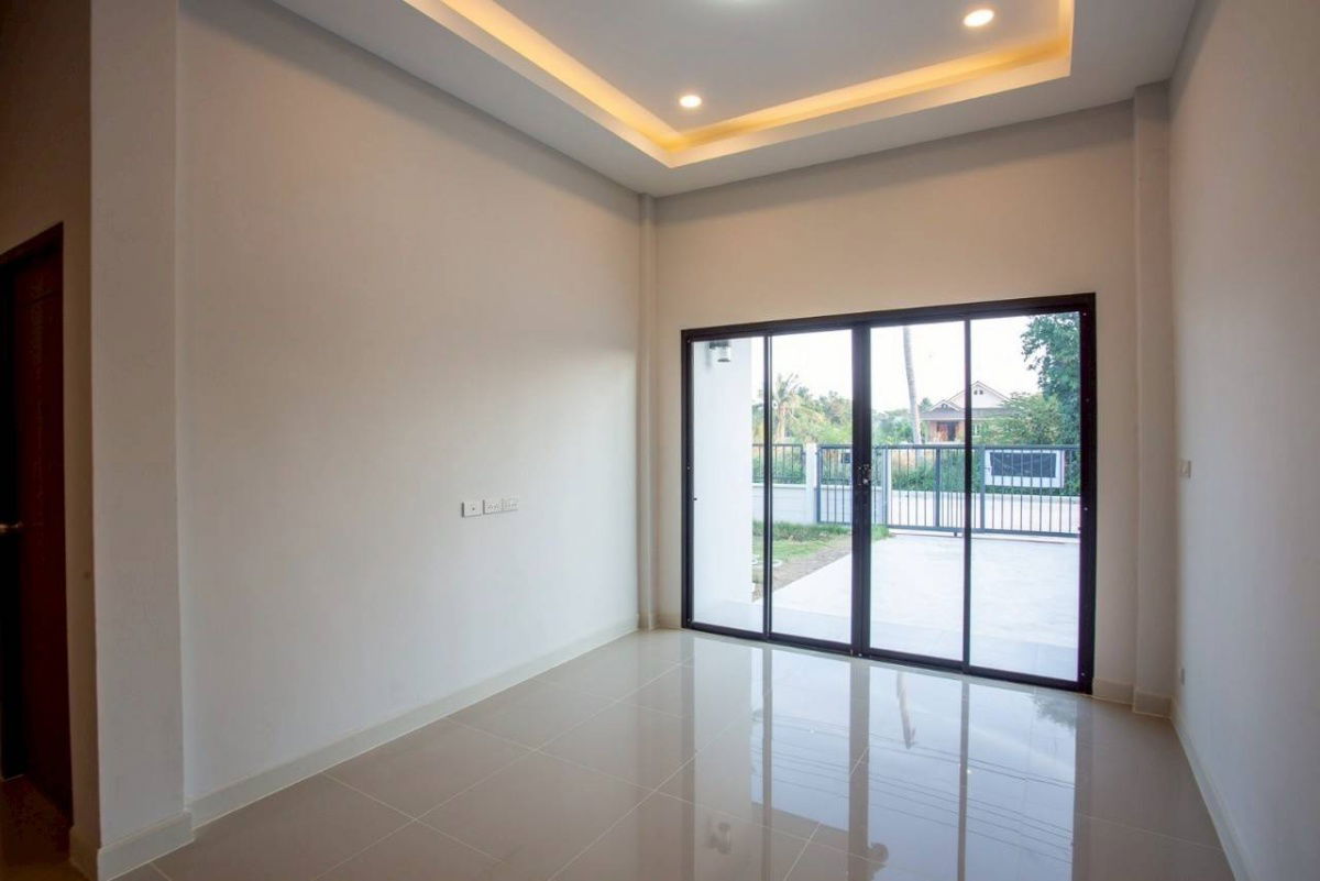 รูป บ้านเดี่ยว 1 ชั้น 41.7 ตร.ว. 2.39 ลบ *สวยๆเรียบหรู * ทำเลทองติดถนนบายพาส  ชะอำ-หัวหิน เดินทางสะดวก ใกล้ชายหาดชะอำ แหล่งท่องเที่ยว  - รูปที่ 3/14