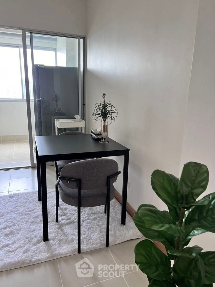 picture 1-BR Condo at Supalai Park Ratchayothin near BTS Ratchayothin (ID 2248661) - 5/10