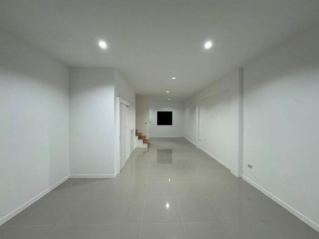 picture 2-Storey Townhome in Prime Location — Cha-am–Hua Hin Bypass 2.95 Million Baht 20.20 sq.w. - 16/20
