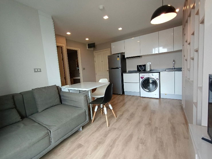 picture Condo The Ace Ekamai, beautiful like new, ready to move in - 2/21