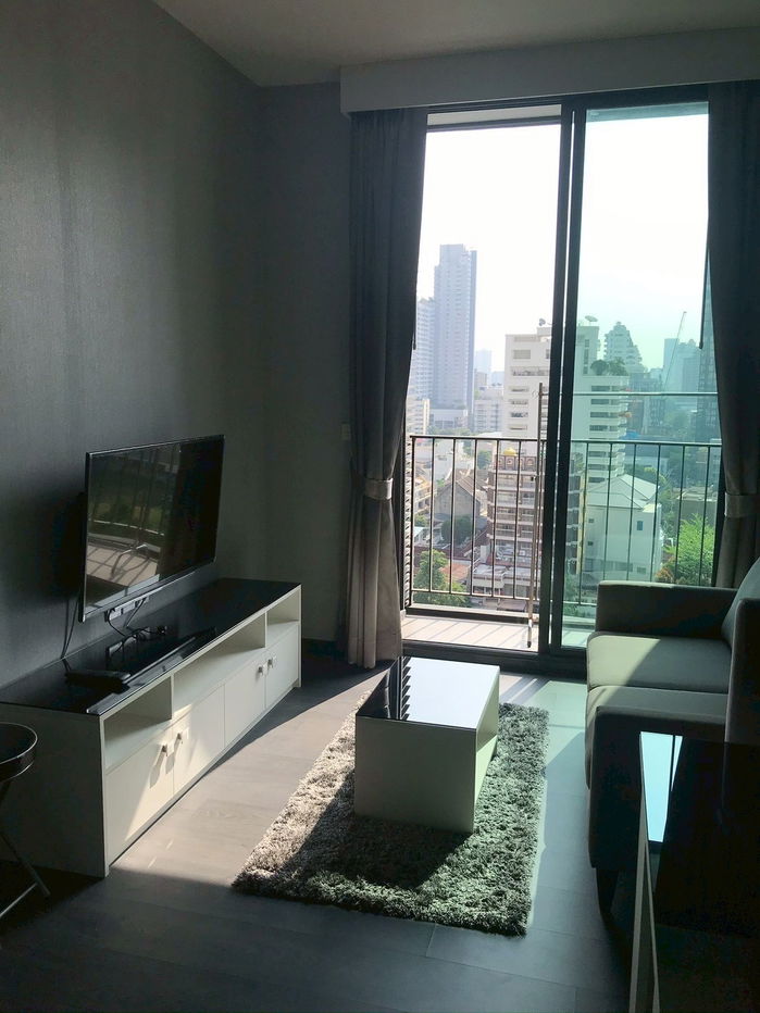 picture (For Rent) 1 Bed 1 Bath 33 Sqm. Fully furnished - READY TO MOVE IN - 1/8