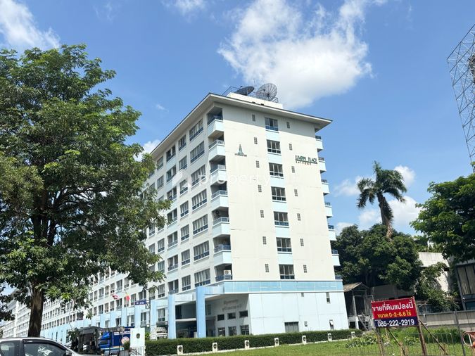 Lumpini Place Sathorn