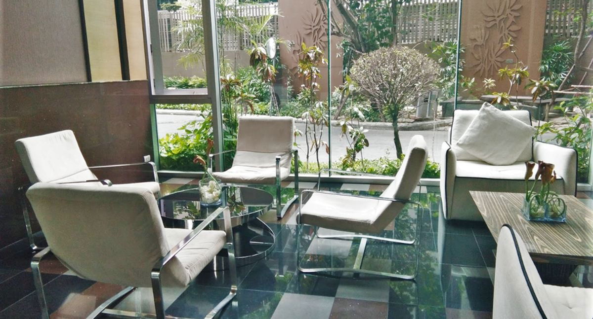 picture Code: KJ8150  for rent Thru Thonglor // Line ID: @kjcondo (with @) // - 9/9
