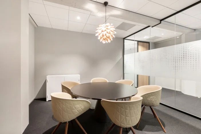 picture Premium office for rent in Leafwork Asia Building, Sukhumvit 26, coworking space, modern meeting room, quiet private office - 14/14