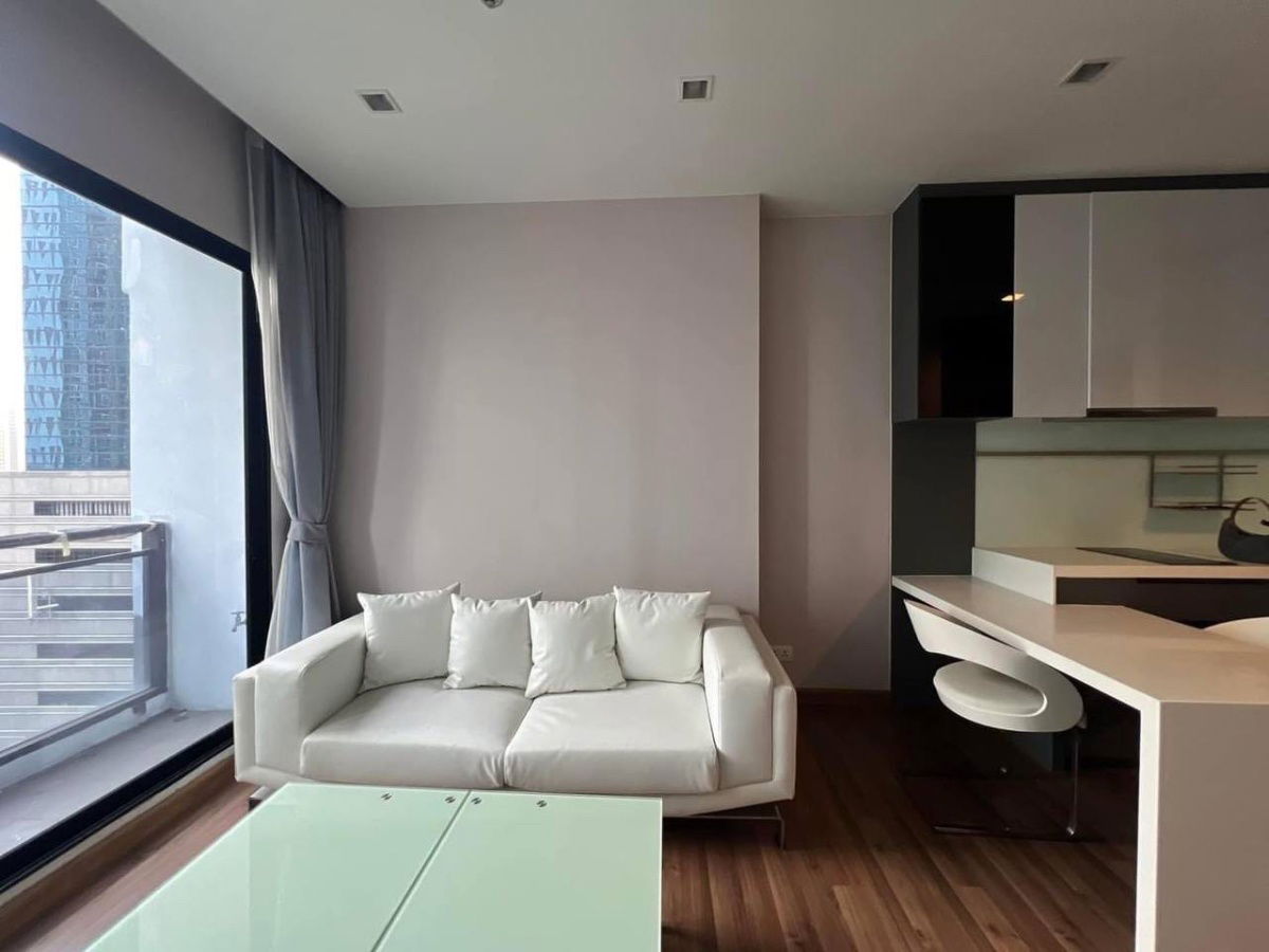 picture For rent IVY AMPIO near MRT Cultural Center, 1 bedroom, 1 bathroom, 44 sq m @kklife - 1/16