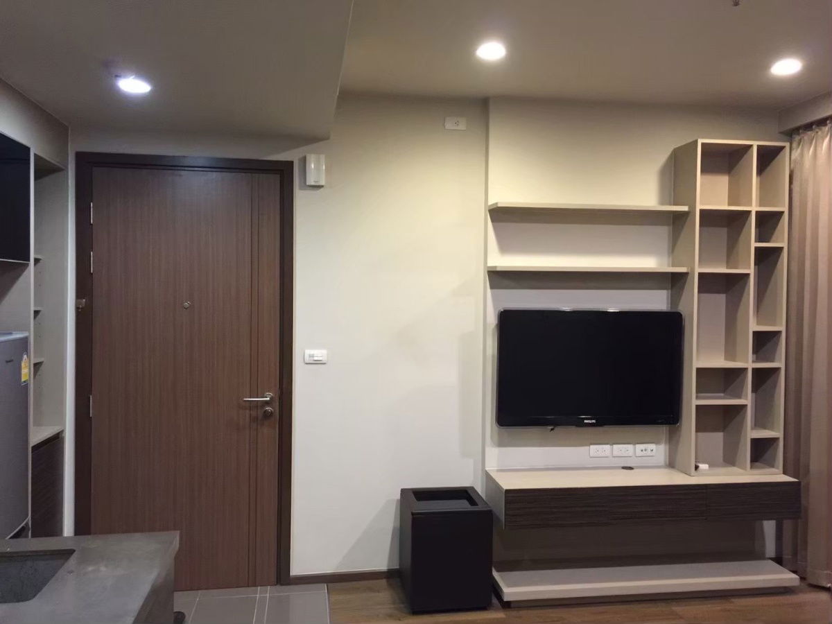 picture For Rent ✨Onyx Phaholyothin✨ Modern-style condo just steps away from BTS Saphan Khwai - 11/29