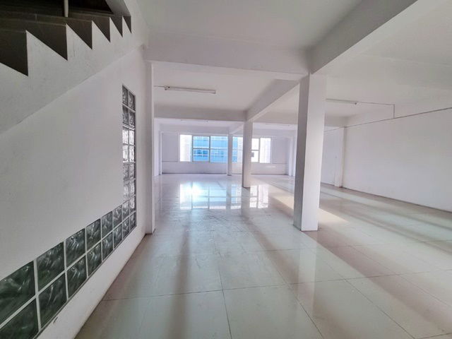 picture Airport Link Lat Krabang 21-34 Kingmongkut Commercial building for rent Soi 4Stories Sangkaracha - 2/8