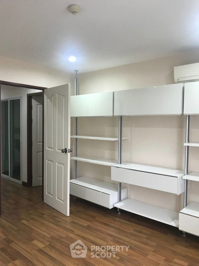 picture 2-BR Condo at PG Rama 9 near MRT Phra Ram 9 (ID 1426798) - 2/7