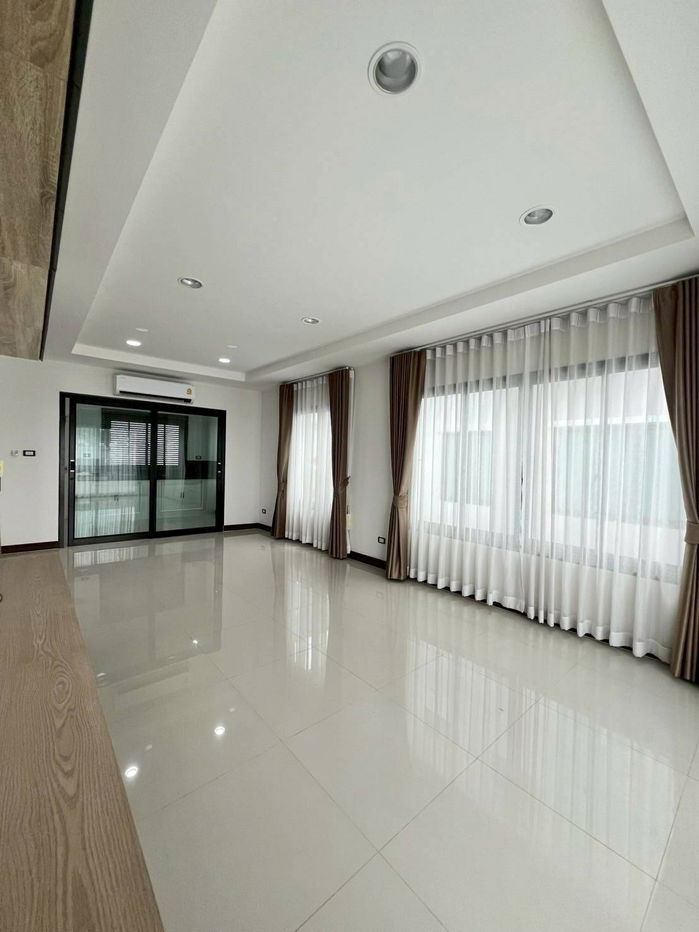 รูป ซื้อ ขาย  บ้านสวย 2 ชั้น หมู่บ้านสิรารมย์ เขาใหญ่ เขาใหญ่   ตลาดมั่งมี หนองสาหร่าย ใกล้ถนนมิตรภาพ 700 เมตร  Line ID : @951qfbfi - รูปที่ 16/20