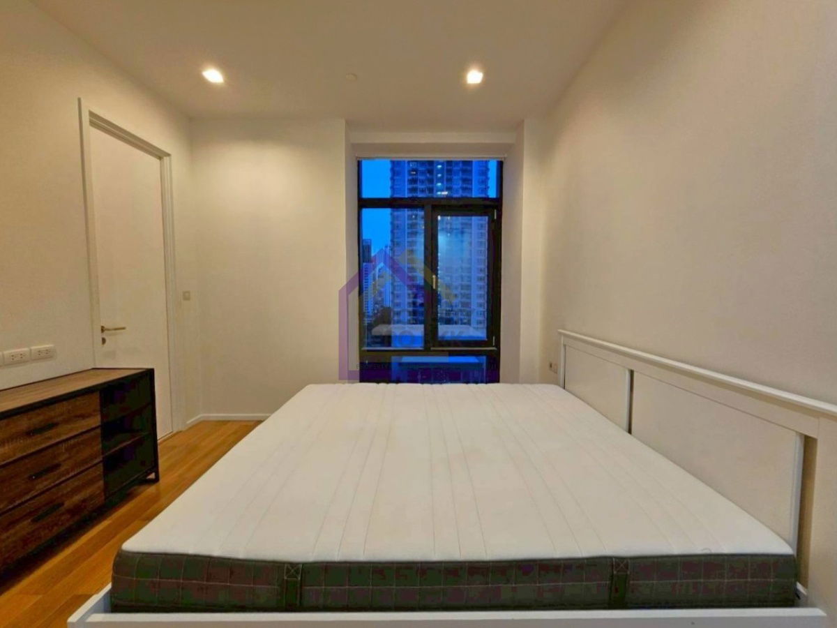 picture 🌟 Modern Spacious 2-Bedroom with Stunning City Views | Circle Living Prototype (Circle 2) – Near MRT Phetchaburi - 4/20