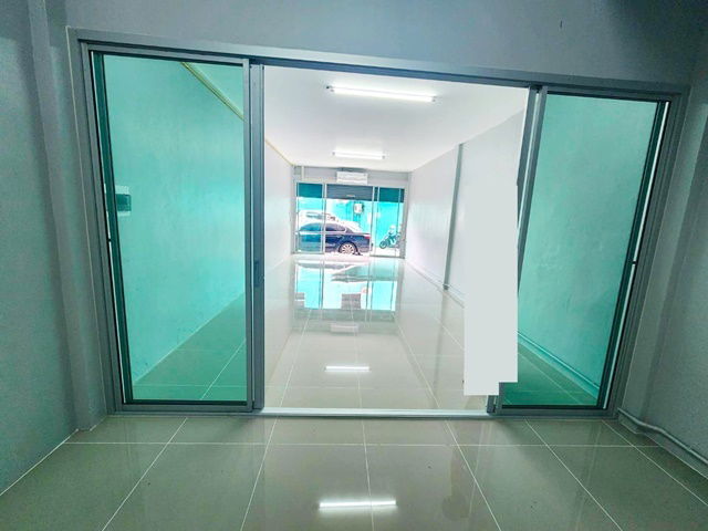 picture Ratchada Suthisan Home office for rent 3Storey HuaiKhwang Fresh Market 1.4 km. Inthamara12-14 BigC - 4/8