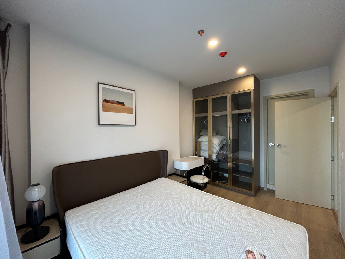 picture Life Rama4 - Asoke  Fully furnished  - 7/20