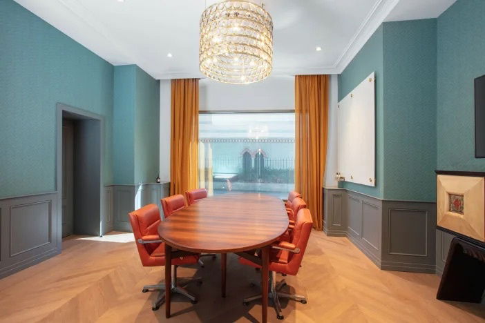 picture Serviced office for rent in the city center, located in the Ratchathewi area. Fully equipped with office furniture professional working environment. - 15/15