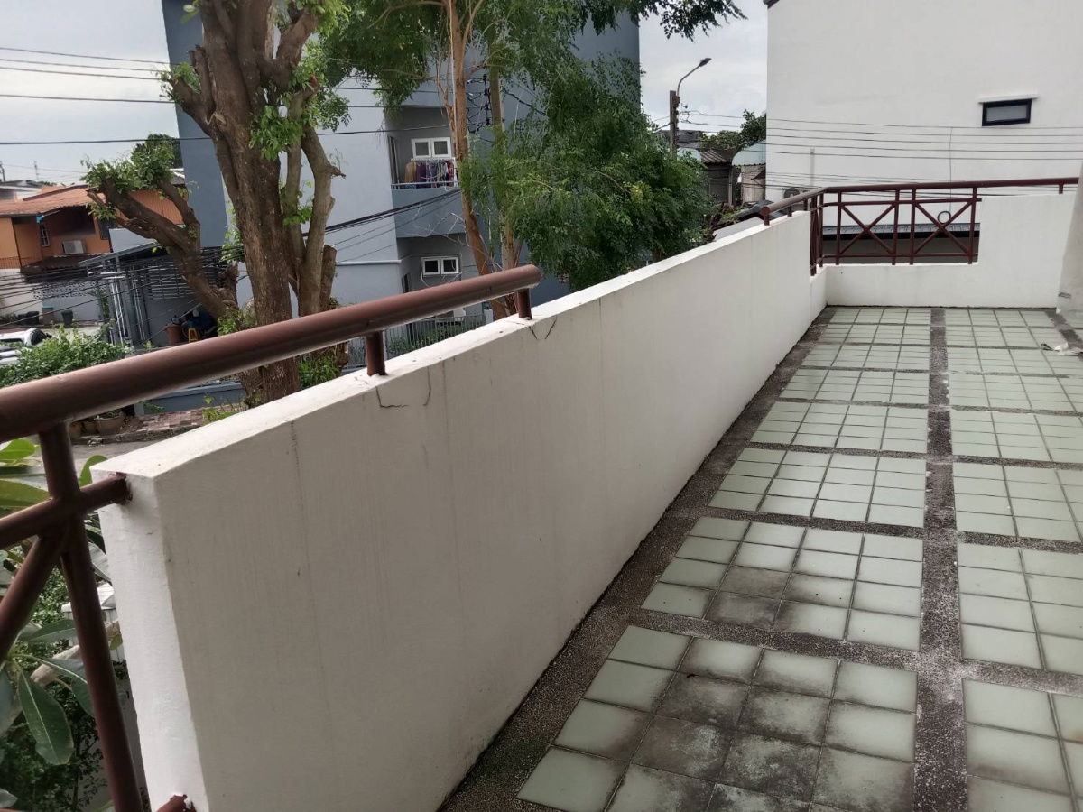picture Sell Sammakorn Condo Ramkhamhaeng 2 Bedroom Tel. 099-998-3897 - 13/19