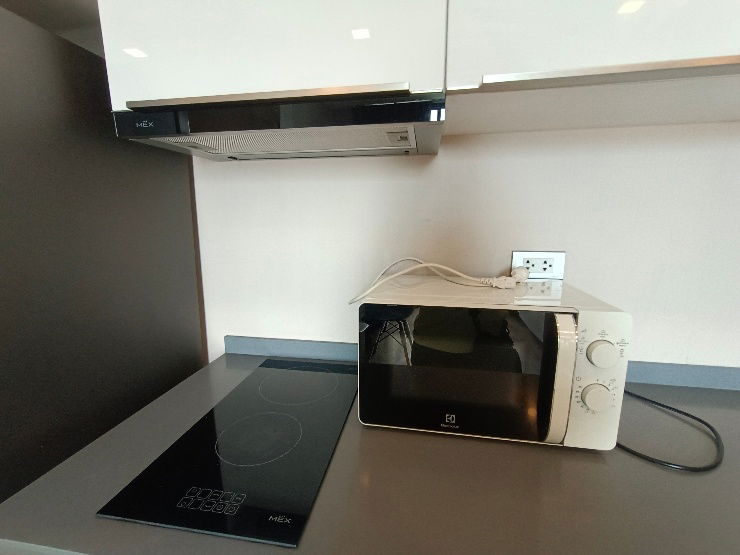 picture Condo The Ace Ekamai, beautiful like new, ready to move in - 18/21
