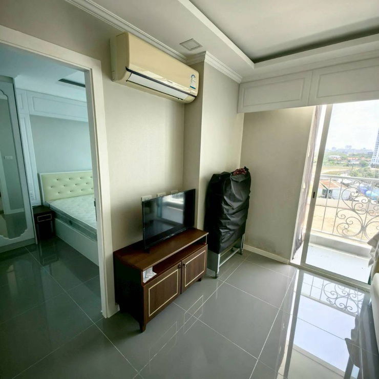 picture THE ORIENT RESORT & SPA CONDO  City view and Pool view - 9/24